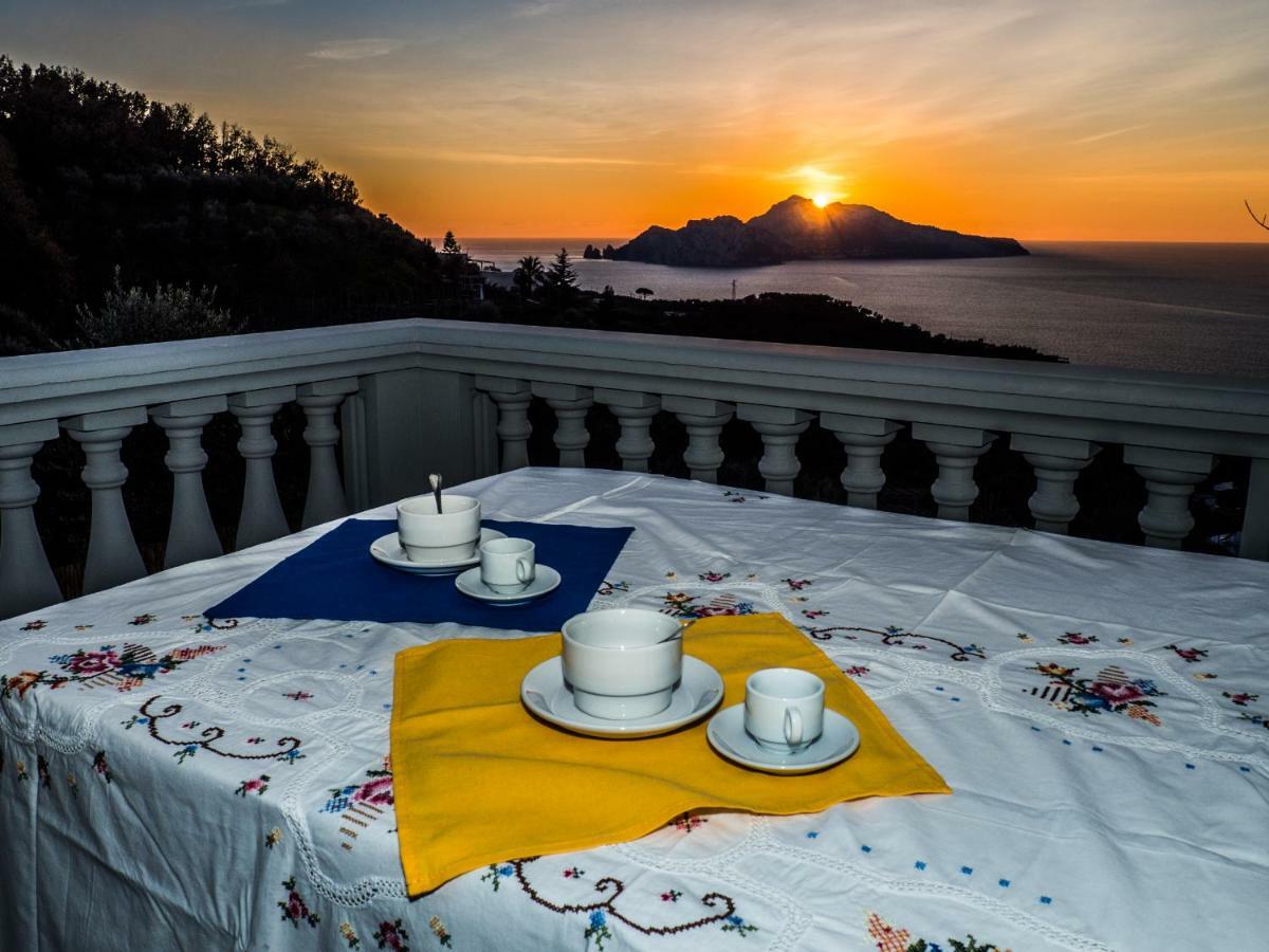 Villa Capri Wonderful View Massa Lubrense Buitenkant foto